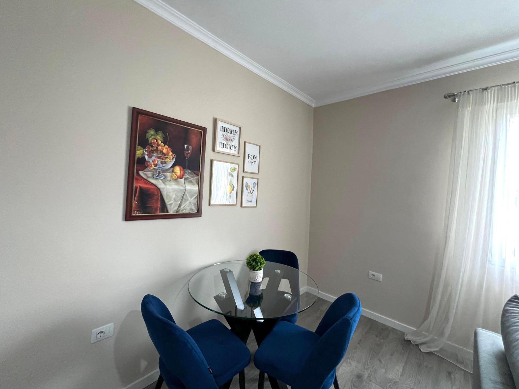 Cozy Flat Near Air Albania Stadium 1 Tirana Kültér fotó
